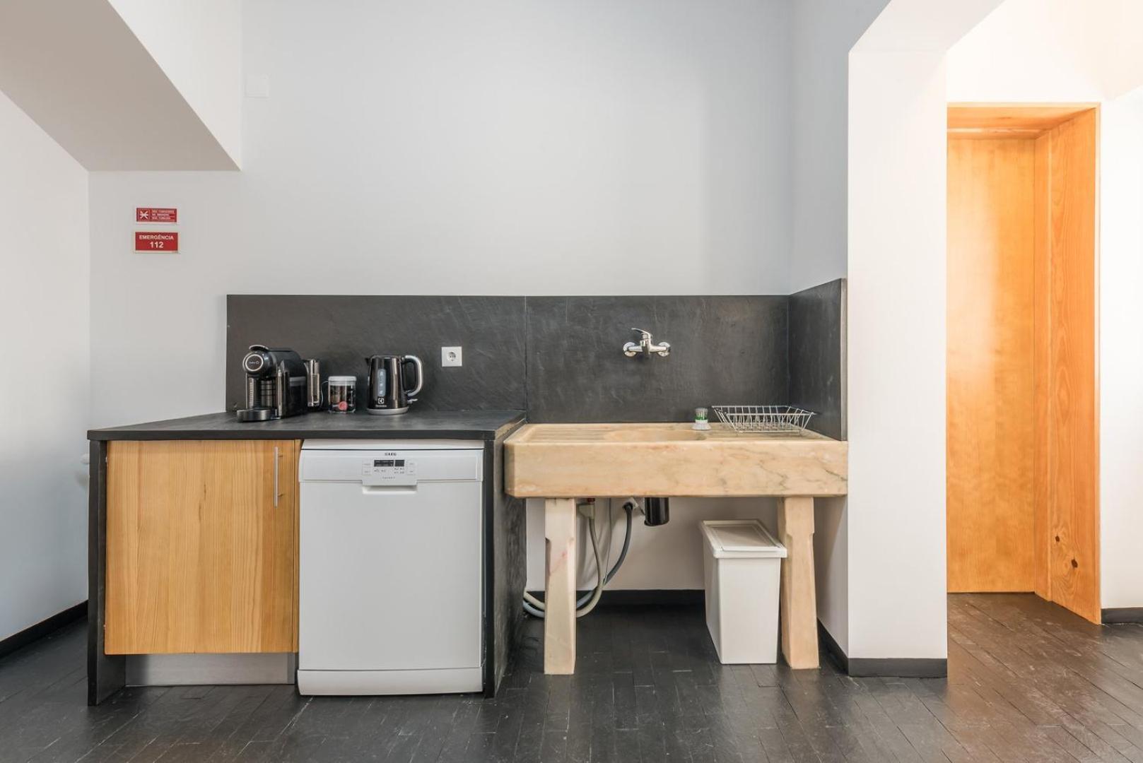 Appartement Guestready - Warm Cocoa Retreat In Cedofeita à OOporto Extérieur photo