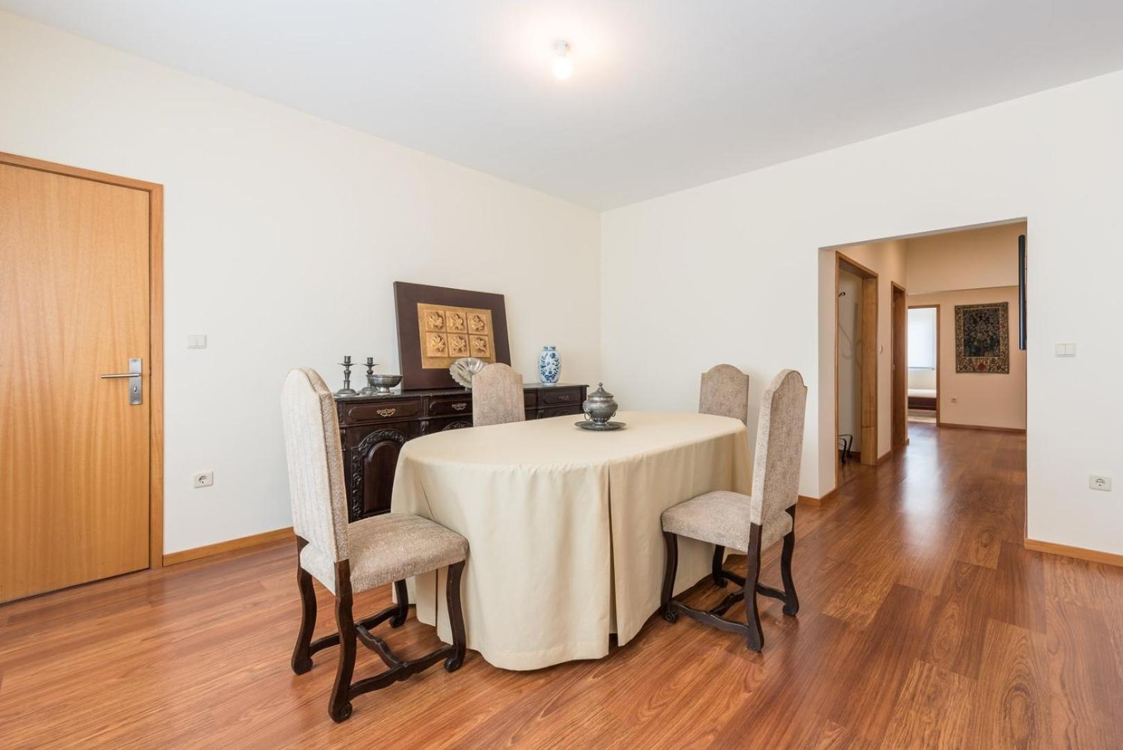 Appartement Guestready - Warm Cocoa Retreat In Cedofeita à OOporto Extérieur photo